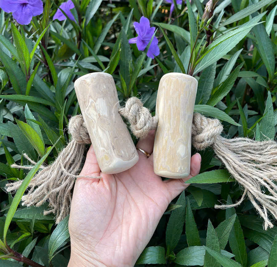 Coffee Wood Tug